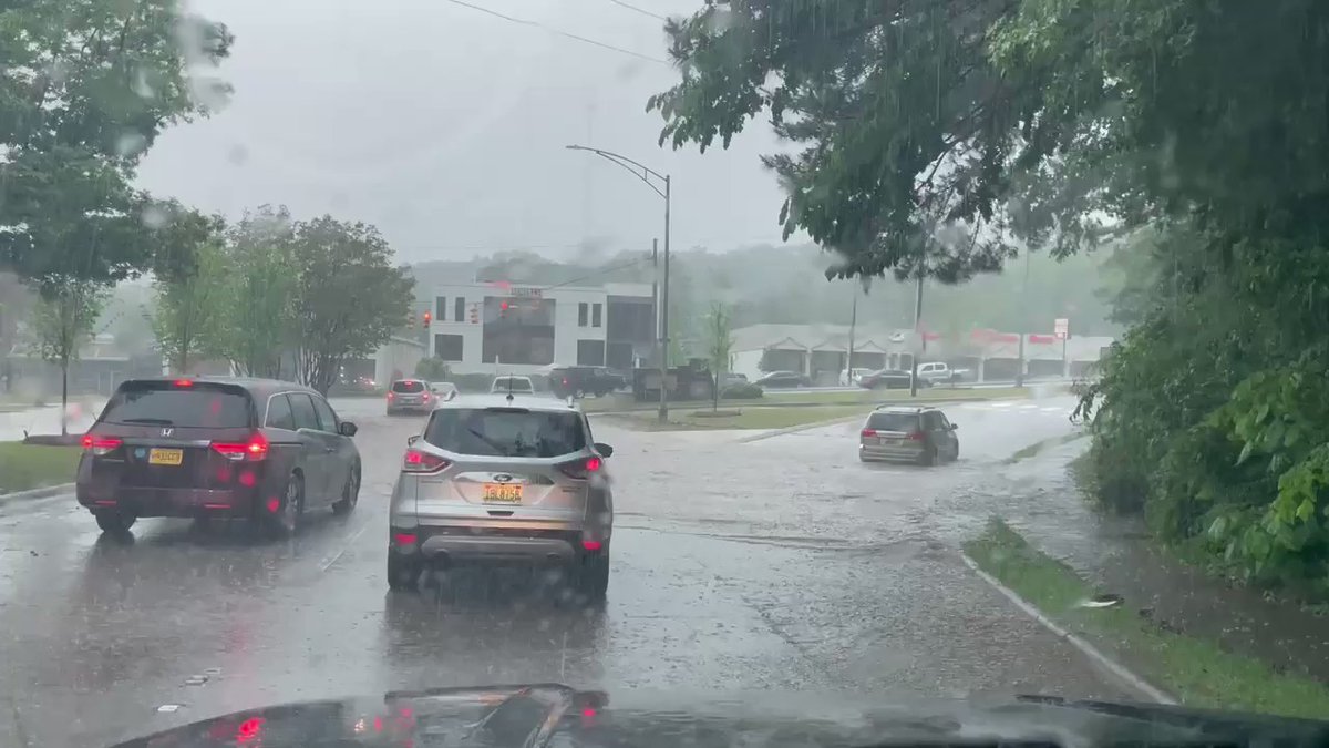 Heavy Rain Floods Roads in Alabama Amid Severe Storms - Yahoo Entertainment