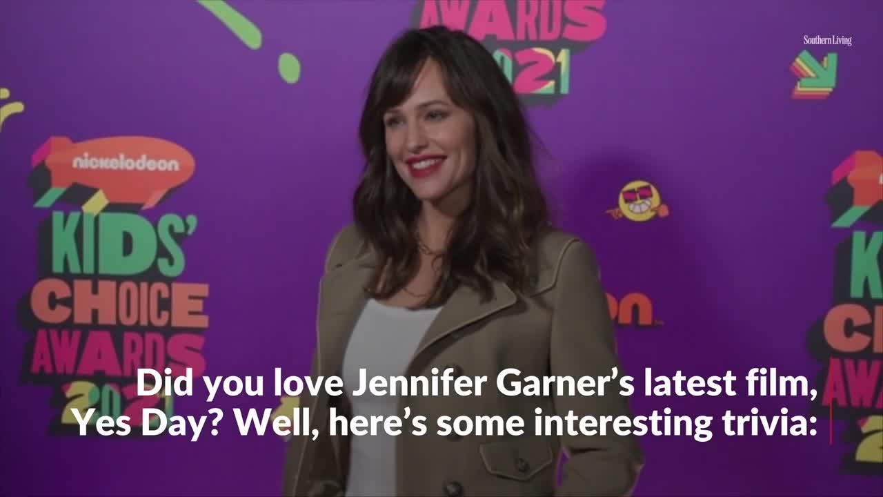 Jennifer Garner nosiła specjalny naszyjnik w wieku 13-30 lat w nowym filmie Netflix, Yes Day