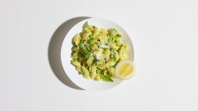 This Spaghetti Pomodoro Recipe Is a Pasta Master Class