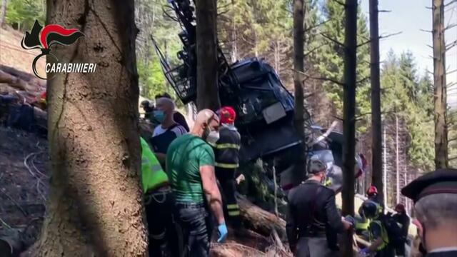 Almeno dieci persone muoiono in un incidente di cavo in Italia