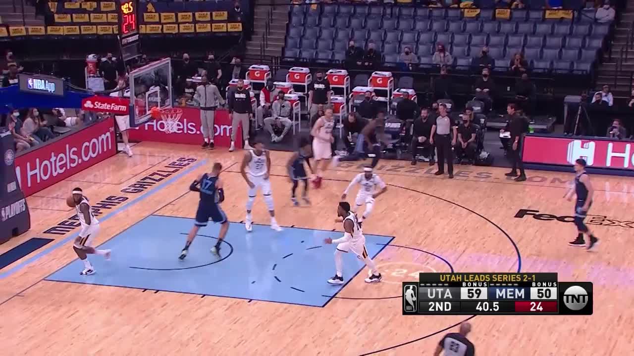 Ja Morant with a 2-pointer vs the Utah Jazz