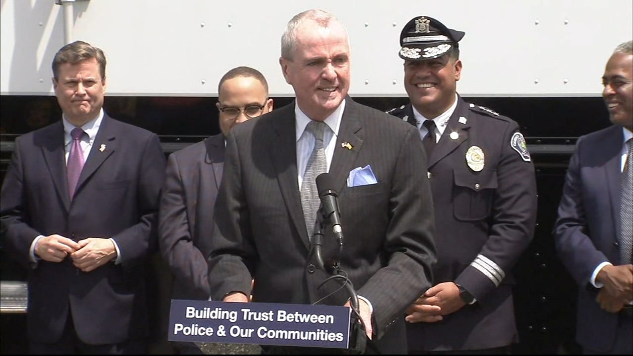 NJ gov. visits Camden to mark state&#39;s 1st day of police camera mandate