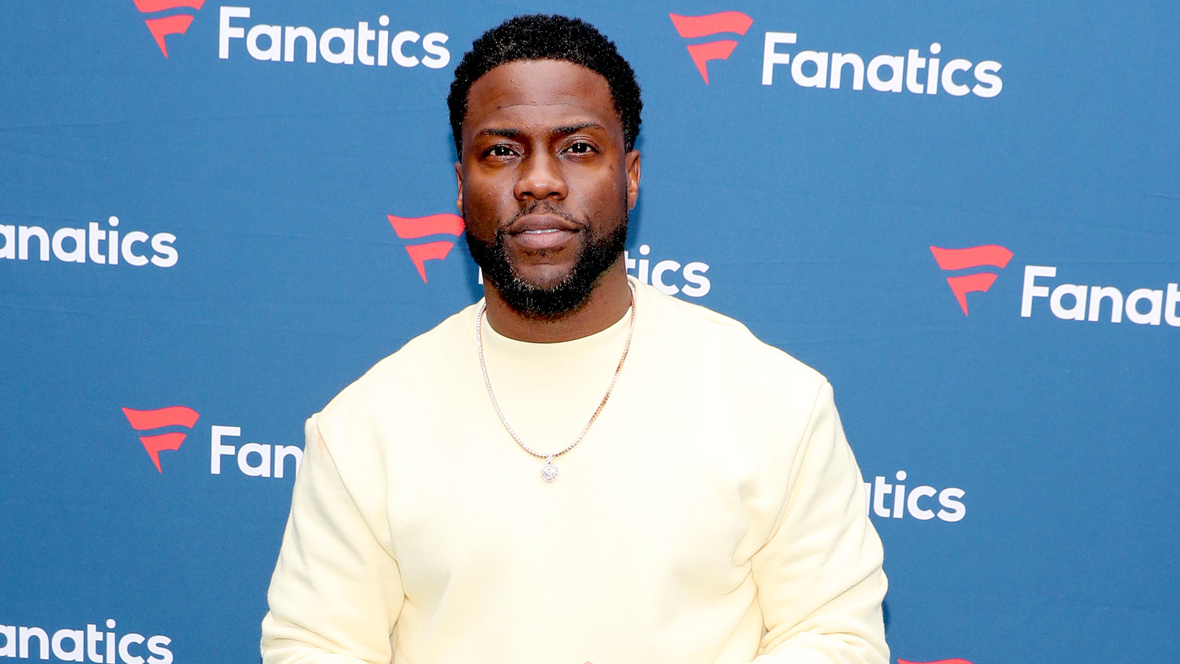 A Shirtless Kevin Hart Just Showed Off His Yoga Routine