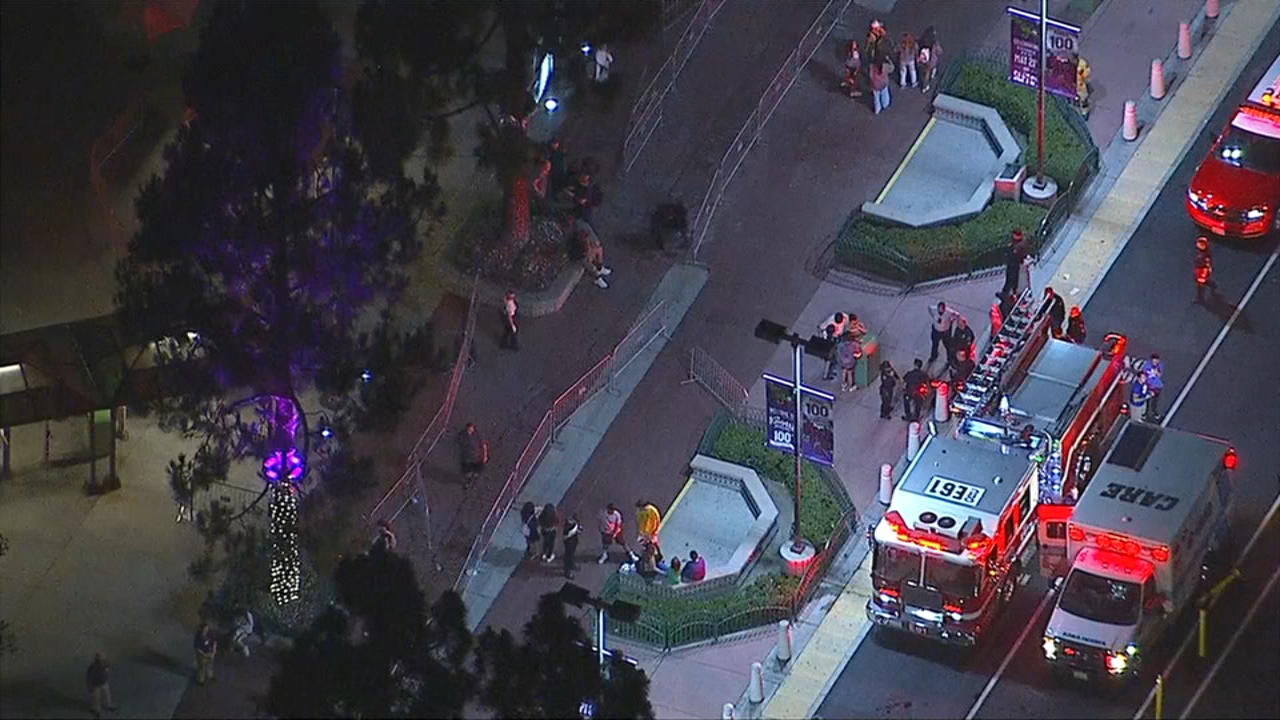 Police responding to shooting outside Knott's Berry Farm