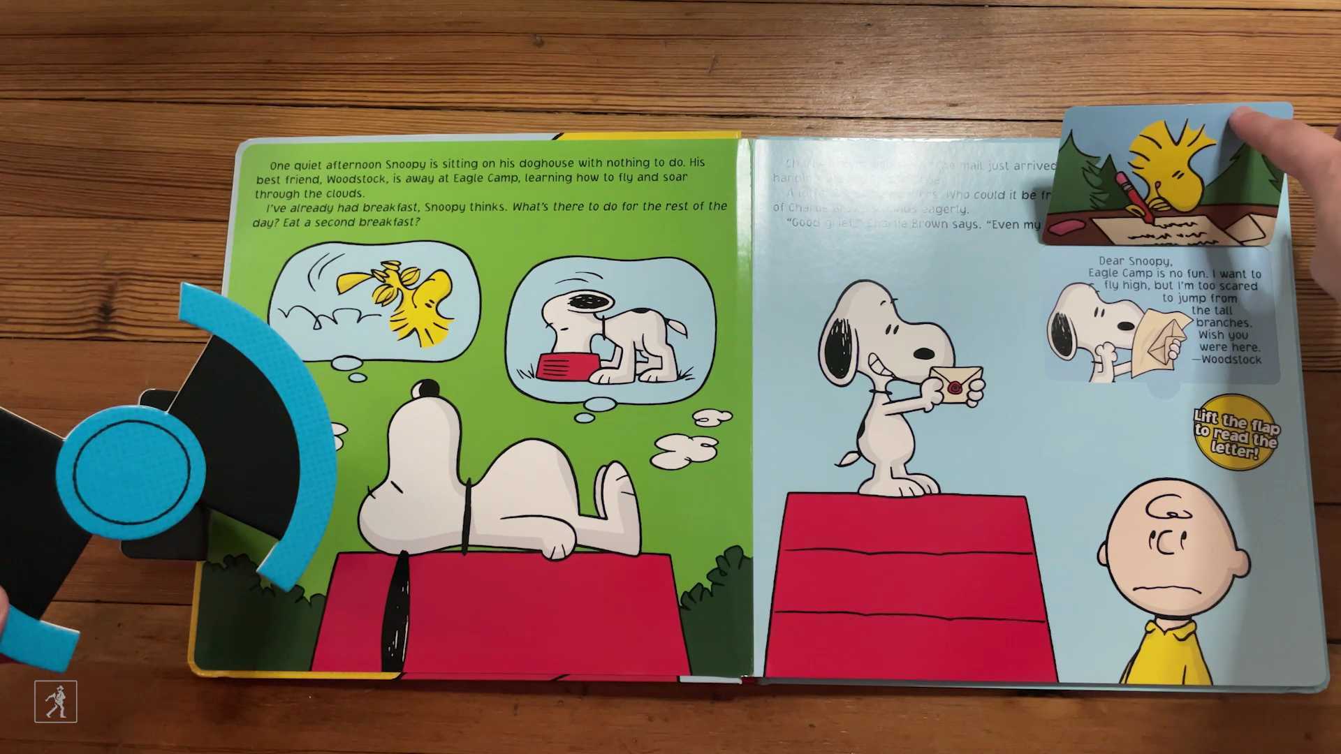 Join Snoopy In This Peanuts Deluxe Novelty Book