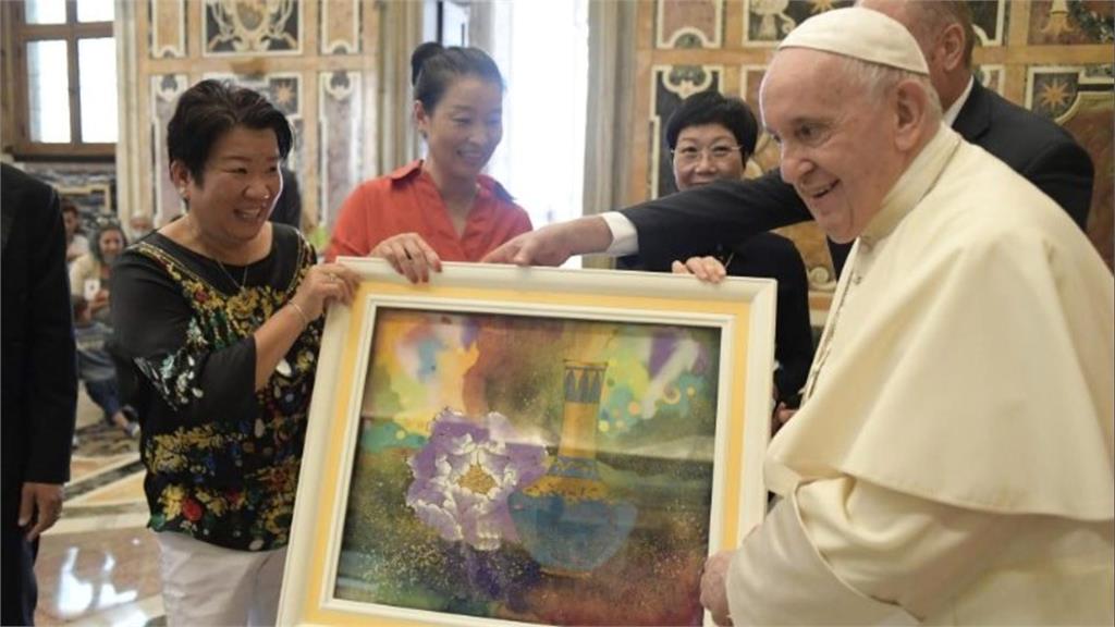 藝術創作送教宗珍藏 台灣之光
