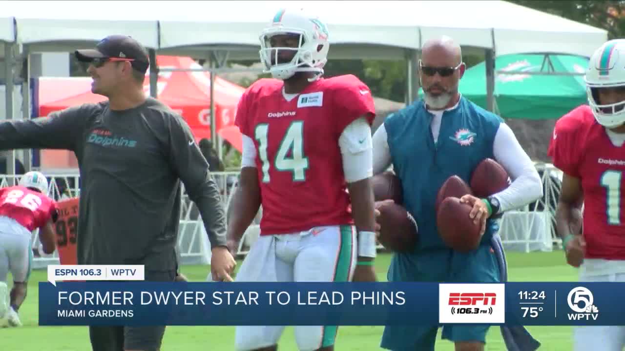 Ex-Dwyer star Jacoby Brissett officially signs with Dolphins