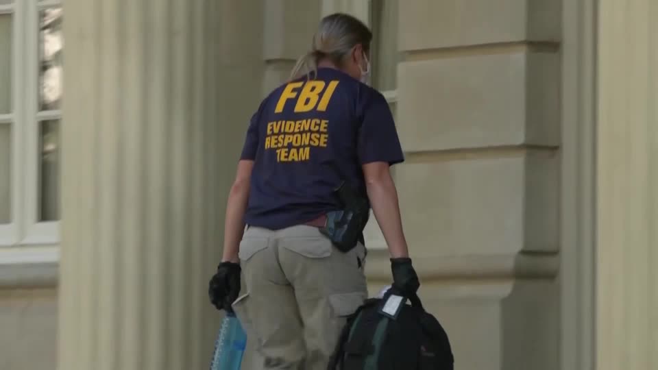 Fbi Raids Homes Linked To Russian Oligarch 