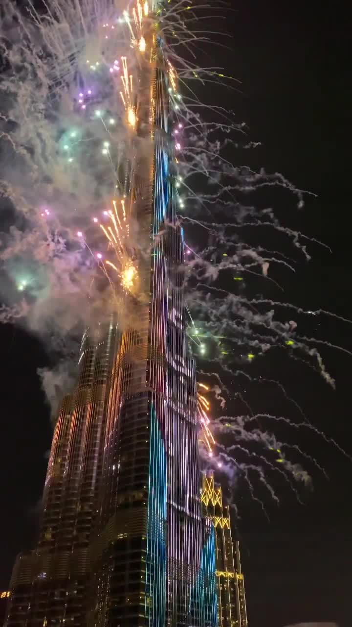 burj khalifa fireworks new year