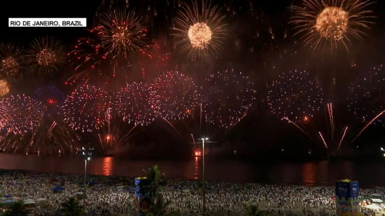 Rio De Janeiro Celebrates The New Year