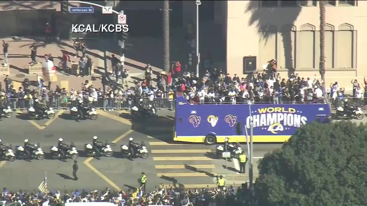 Rams fans cheer Super Bowl champs at LA victory parade