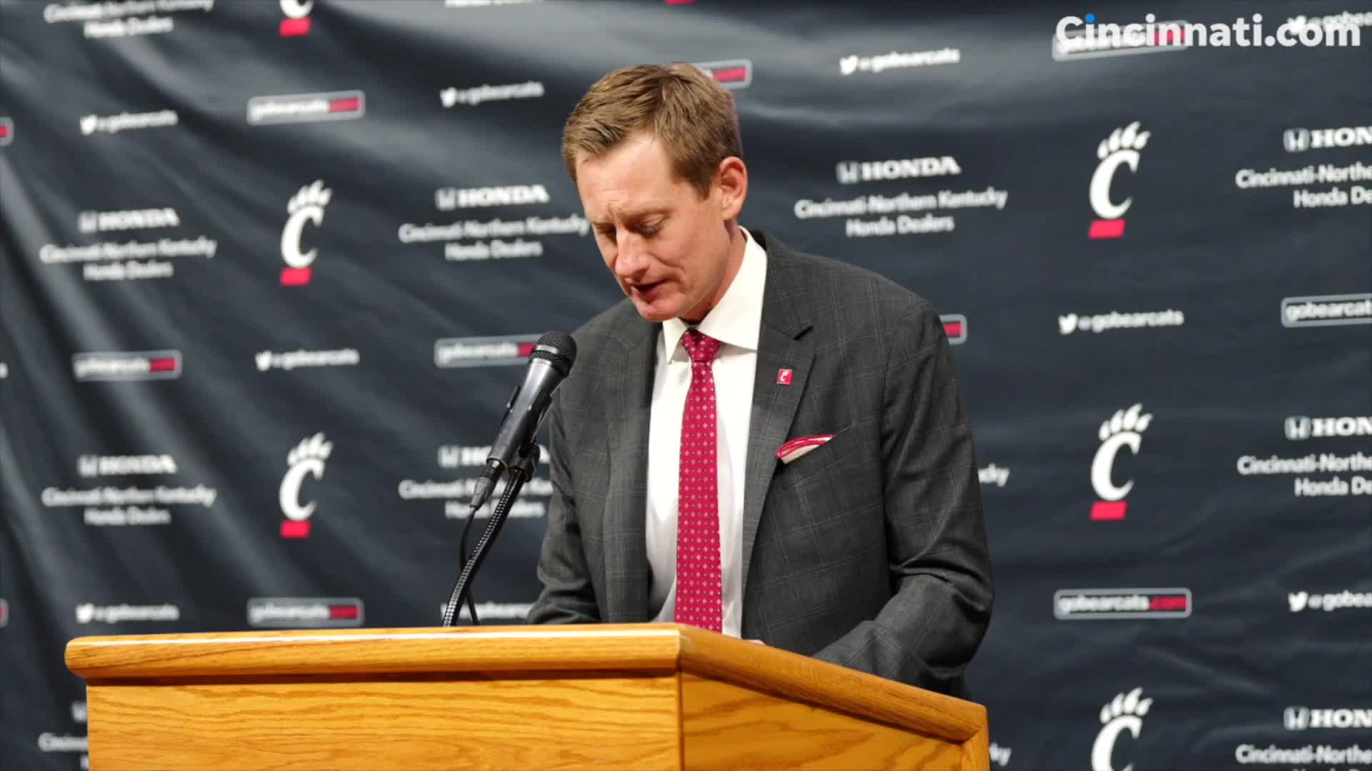 Video: Cincinnati Bearcats introduce Scott Satterfield as new football coach