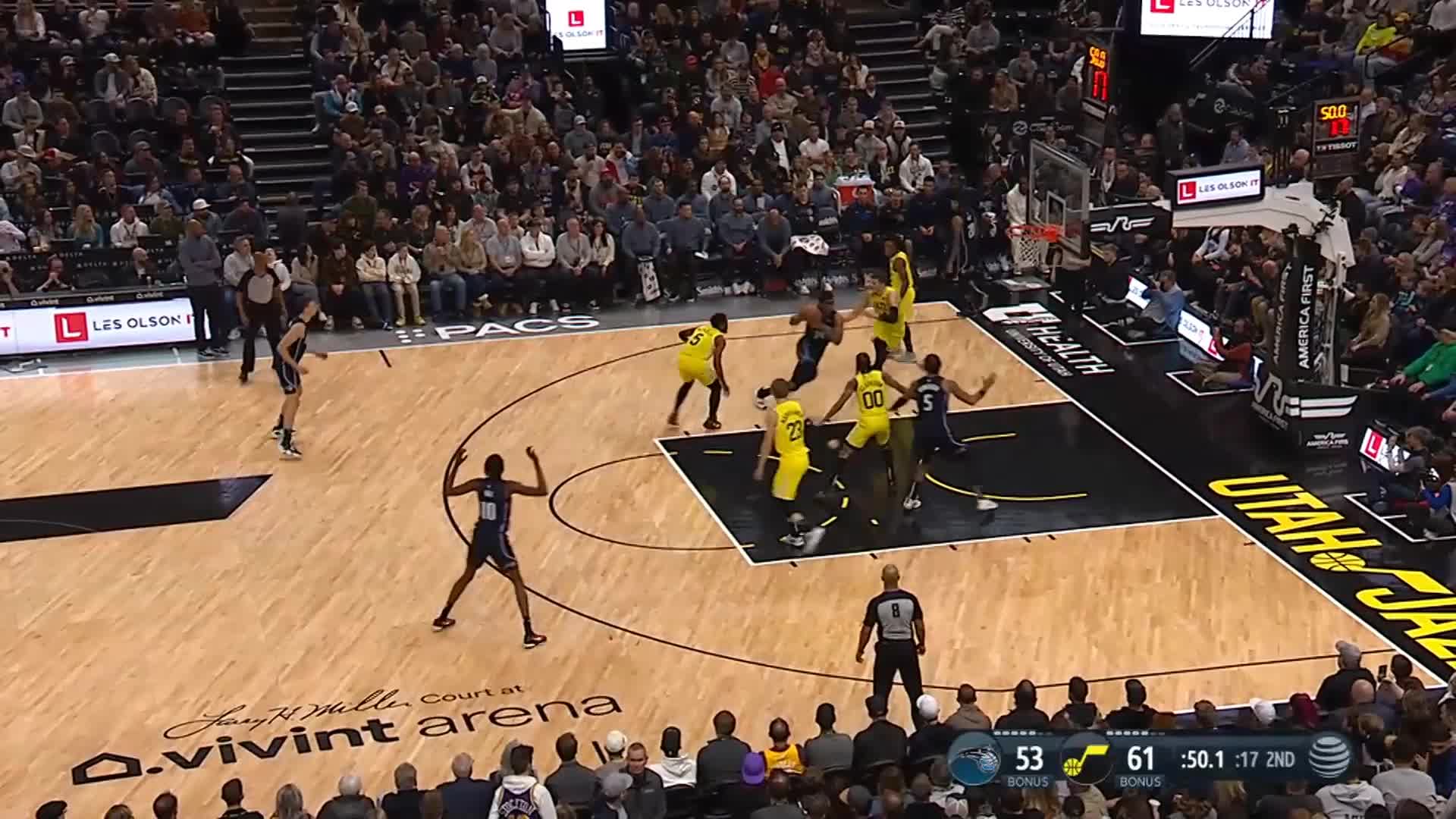 Wendell Carter Jr. with a dunk vs the Utah Jazz