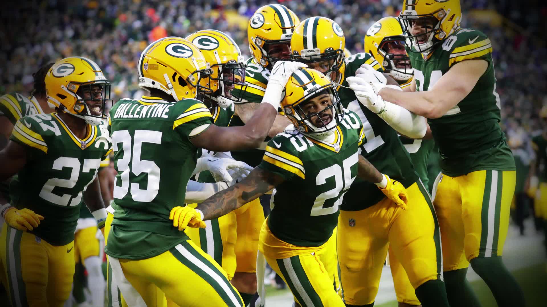 Fans react to Packers' victory over Vikings at Lambeau Field