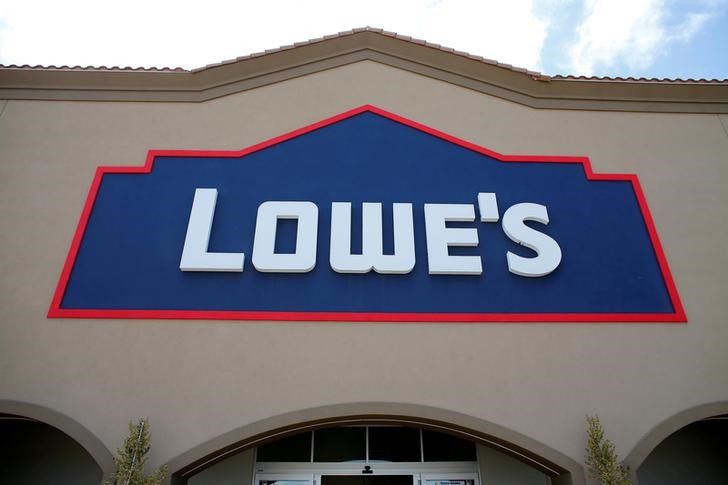 Lowe's struggles as investments hit margins