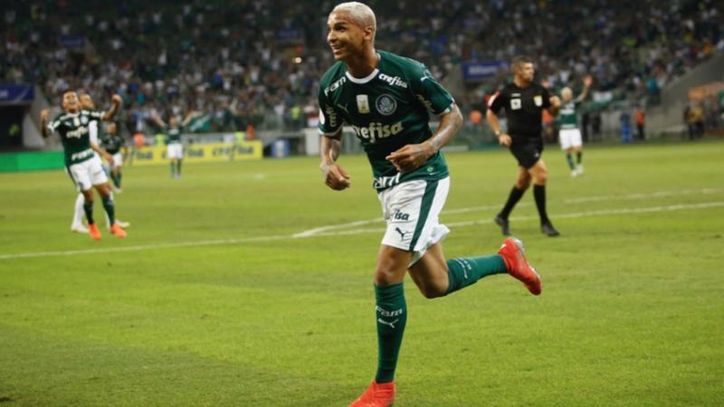 Palmeiras visita último rival de início recorde de olho em nova arrancada