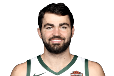 Luke Maye