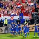 Football Soccer - Croatia v Spain - EURO 2016 - Group D - Stade de Bordeaux, Bordeaux, France - 21/6/16 Croatia's Ivan Perisic celebrates after scoring their second goal with teammates REUTERS/Regis Duvignau