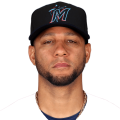 Yuli Gurriel headshot