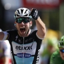 Mark Cavendish of Britain celebrates as he crosses the finish line to win the 190.5-km (118.4 miles) 7th stage of the 102nd Tour de France cycling race from Livarot to Fougeres, France, July 10, 2015. REUTERS/Benoit Tessier