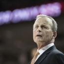 Kind gesture by Tennessee coach Rick Barnes results in minor NCAA violation