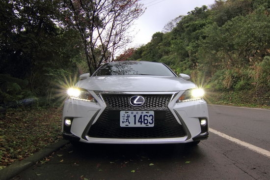 photo 7: 活潑又不失穩重的小將：Lexus CT200h F Sport