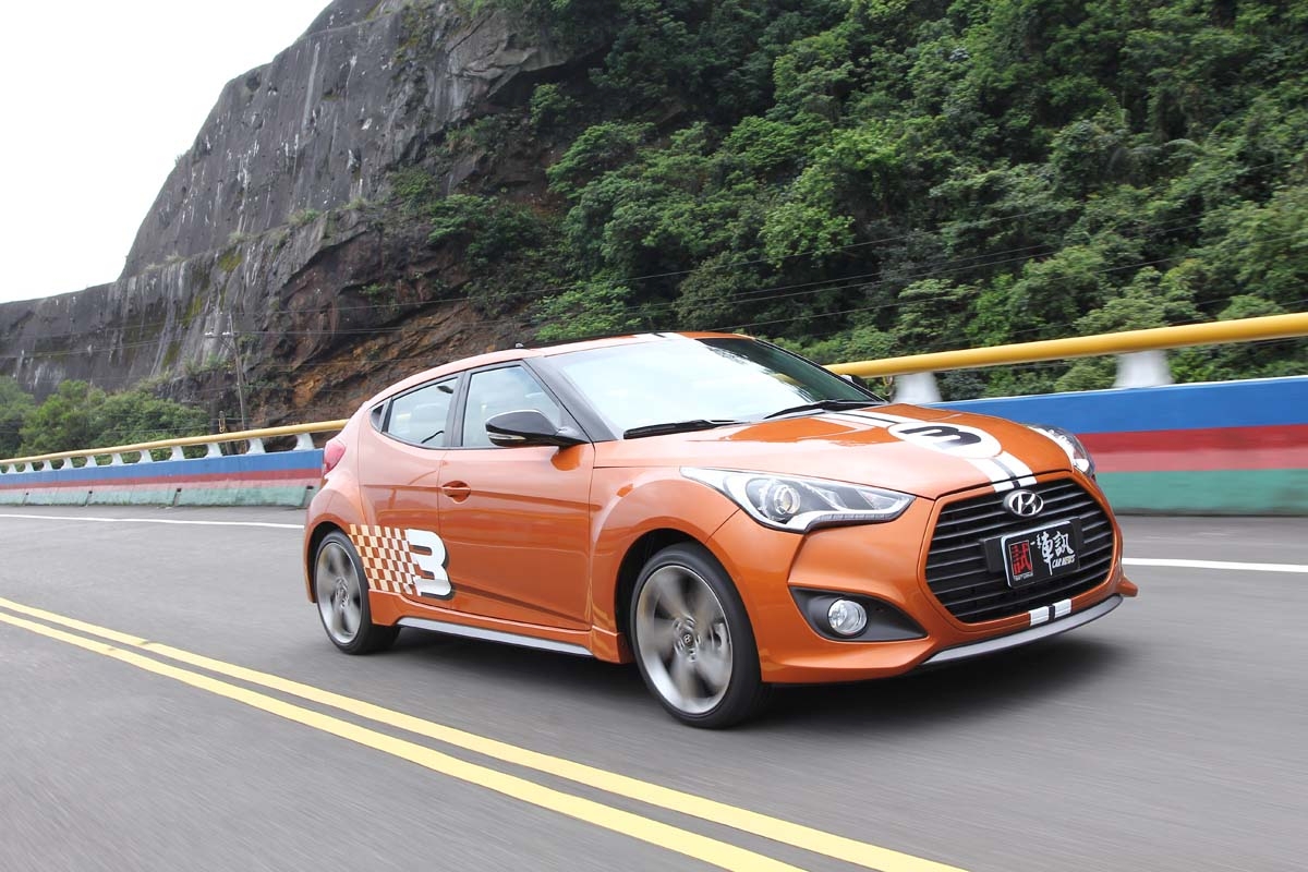 FUN肆集評 Hyundai Veloster Turbo vs. Nissan Juke Turbo vs. Toyota 86