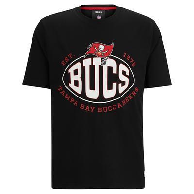 Mitchell & Ness Men's Mitchell & Ness Derrick Brooks Red Tampa Bay  Buccaneers Retired Player Logo Name & Number T-Shirt