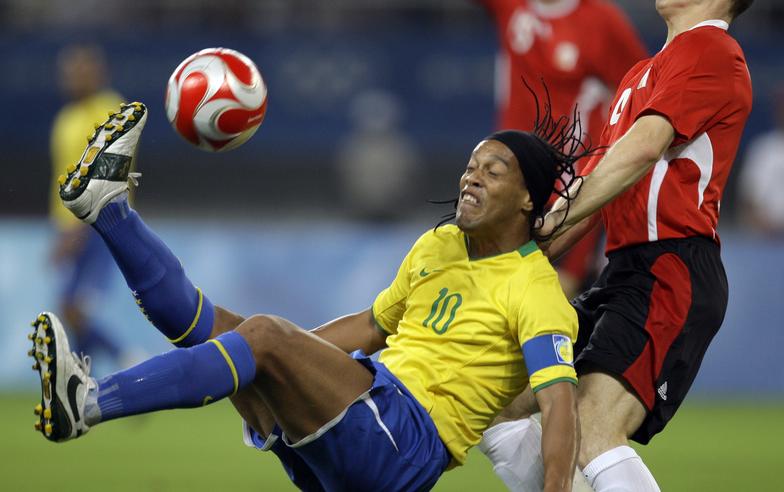 世界盃傳奇球星：早衰的巴西天才　足球魔術師朗拿甸奴