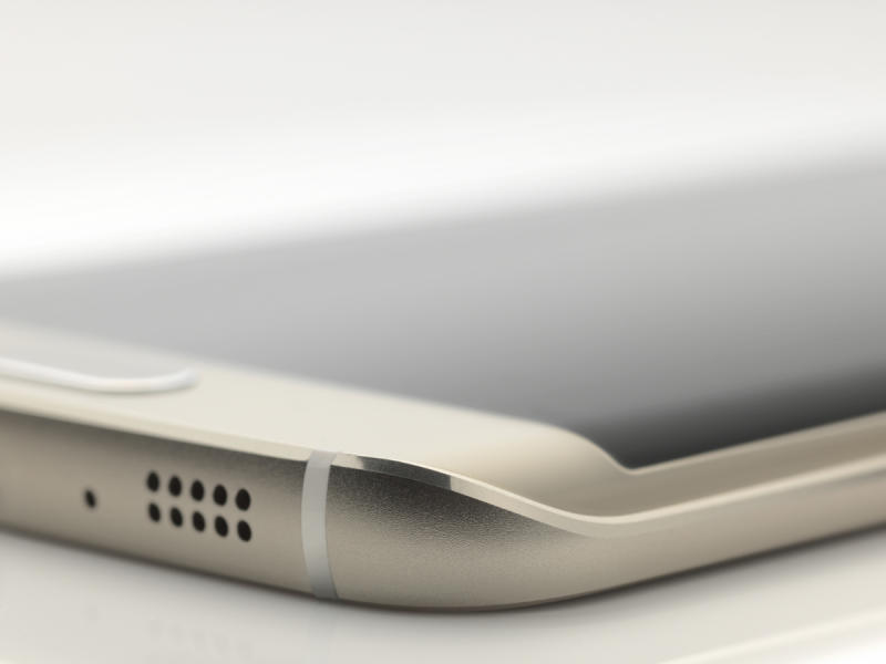 A bigger, better Galaxy S6 may debut soon – and yes, it reportedly copies the iPhone