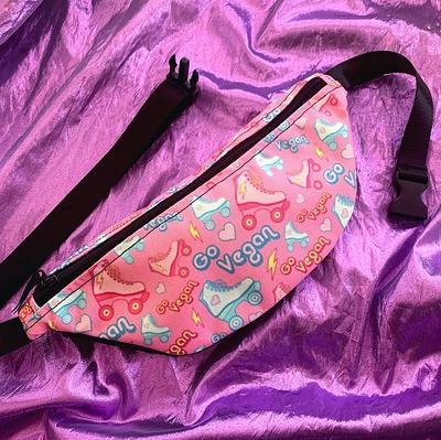 Retro 80s Fanny Packs Waist Bag for Women Men Adjustable Belt Bag