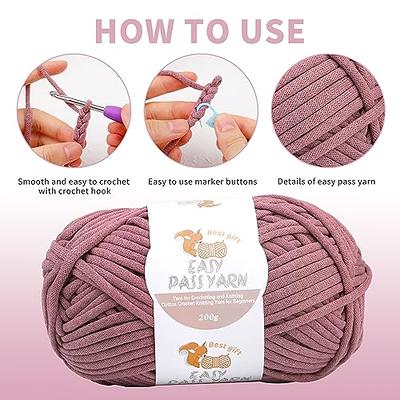 Fedmut Easy Yarn for Crocheting, 200g Yards Crochet Yarn for Beginners with  Crochet Hook, Thick Chunky Yarn with Easy-to-See Stitches for Dolls, Bags  and Beginners Crocheting (Purple) - Yahoo Shopping