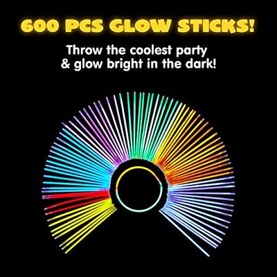 100Pcs Glow Sticks,8 Glowsticks,Glow In The Dark Sticks,Light Up