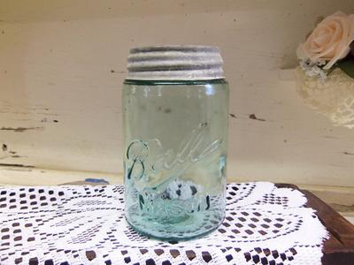 Mini Mason Jar Spice Organization Using 4 oz Glass Jars - Blue and Hazel