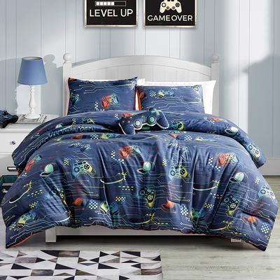 LV Complete Bedding Set - 1 Duvet Comforter, 1 Bed Spread & 4