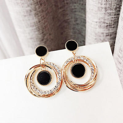 Sun & Moon Earrings for Women - ApolloBox