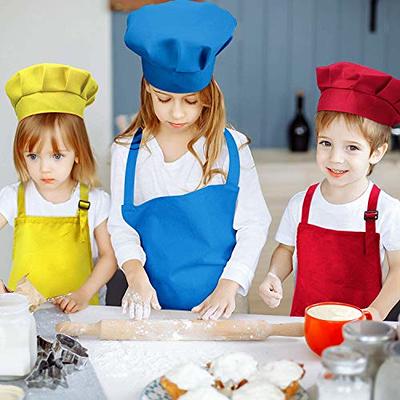Funny Aprons for Women with 2 Pockets, Queen of the Kitchen Apron for Cooking  Chef Baking, Gifts for Mom Wife Friends Birthday Mothers Day 