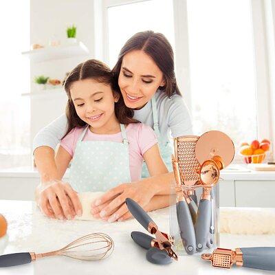 Mom Must Haves :: Kitchen Essentials