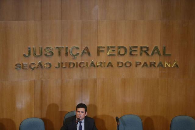 Futuro ministro da Justiça, Sergio Moro concede primeira entrevista coletiva