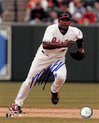 Jose Abreu Chicago White Sox Signed Autographed 8x10 Field of Dreams Photo  Beckett COA at 's Sports Collectibles Store