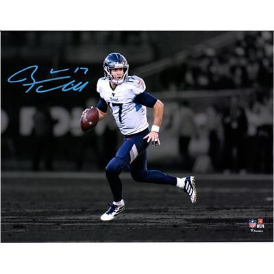 Ryan Tannehill Tennessee Titans Autographed 16 x 20 Navy Jersey