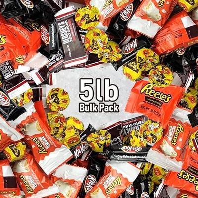 Assorted Candy Bulk Variety Pack - Bulk Candy Assortment - Individually  Wrapped Fun Size Candy Bags - Pinata Candy Mix - Halloween Candy - Mega  Candy