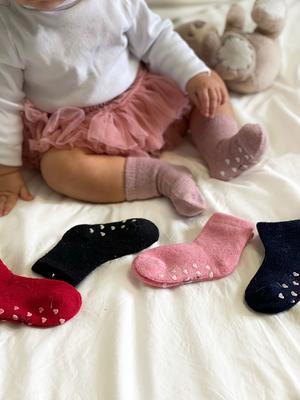 Set of 2 Pairs: Fluffy Socks