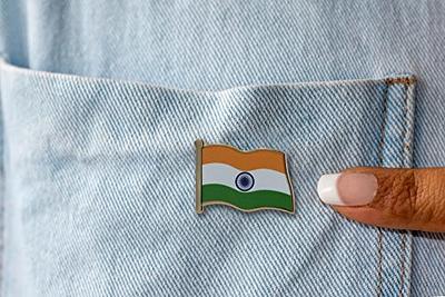 Indian Flag Lapel Pin - Premium Metal Enamel Souvenir Button for Men and  Women. Bharatiya Jhanda Pin.