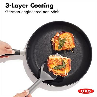 OXO Good Grips 8 and 10 Frying Pan Skillet Set, 3-Layered German  Engineered Nonstick Coating, Stainless Steel Handle with Nonslip Silicone,  Black