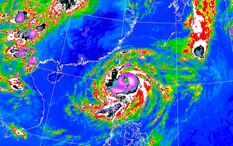 颱風山陀兒逼近 鄭明典提醒有「弱共伴效應」東半部雨勢強避免走蘇花公路