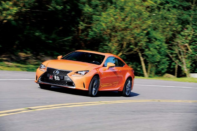 虎虎生風 Lexus RC 200t F Sport