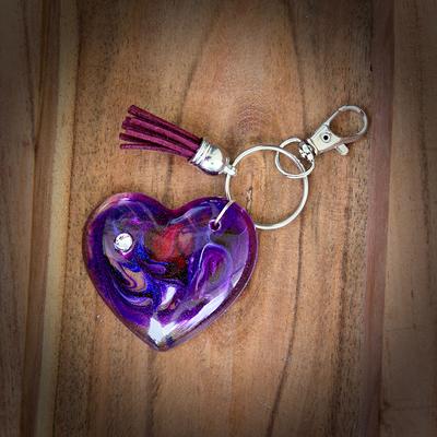 Y2K Aesthetic Heart Keychain Cute Enamel Keychain in Pink 