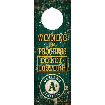 MLB Miami Marlins 24 in. Distressed Wooden Circle Sign