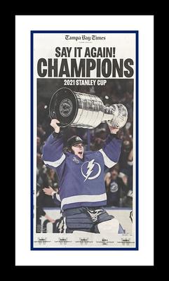 Luke Schenn Tampa Bay Lightning Fanatics Authentic Unsigned 2021 Stanley Cup  Champions Raising Cup Photograph